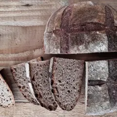 Autoliza w chlebie: Ile czasu na idealny miękisz i smak?