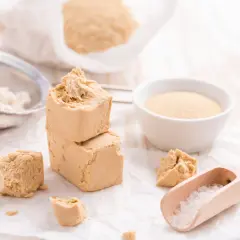 Przelicznik drożdży świeżych na instant: Tabela i sekrety pieczenia