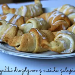 Sekret rogalików topielców: Ciasto drożdżowe w wodzie krok po kroku