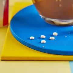 Izomalt dla cukrzyka: Bezpieczny wybór? IG, kalorie, skutki.