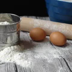 Mąka samorosnąca DIY: Jak zrobić ją w domu? Proporcje!