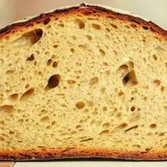 Latająca skórka w chlebie? Mój sposób na idealny bochenek!