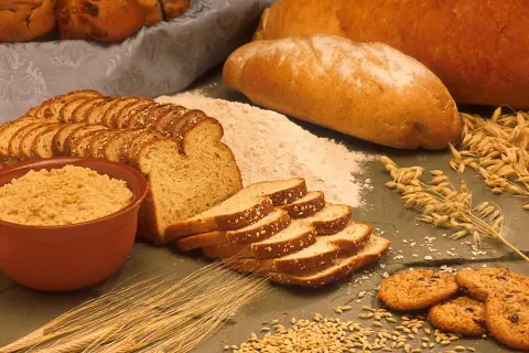 Jakie pieczywo przy Hashimoto: unikaj glutenu i dbaj o zdrowie
