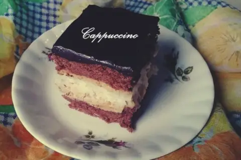 Przepis na ciasto cappuccino siostry Anastazji, które zachwyca smakiem