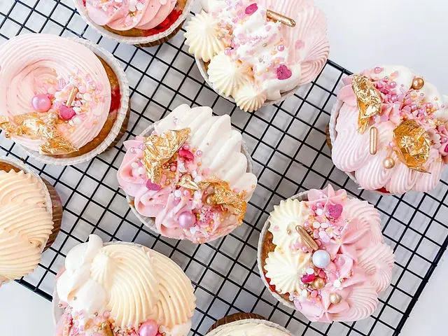Jaki krem do babeczek, który nie rozleje się po kilku godzinach?